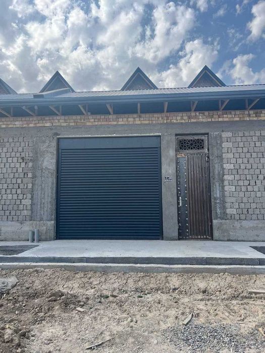 Avtomatik ochiladigan jalyuzi va rolstavniy darvozalar