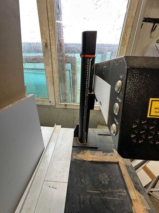 С02 Маркиращ лазер