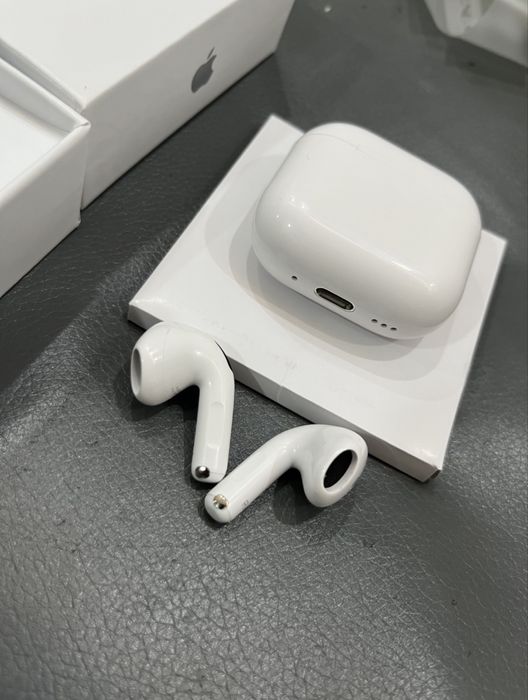 AirPods 4 Sigilate IOS 18.3