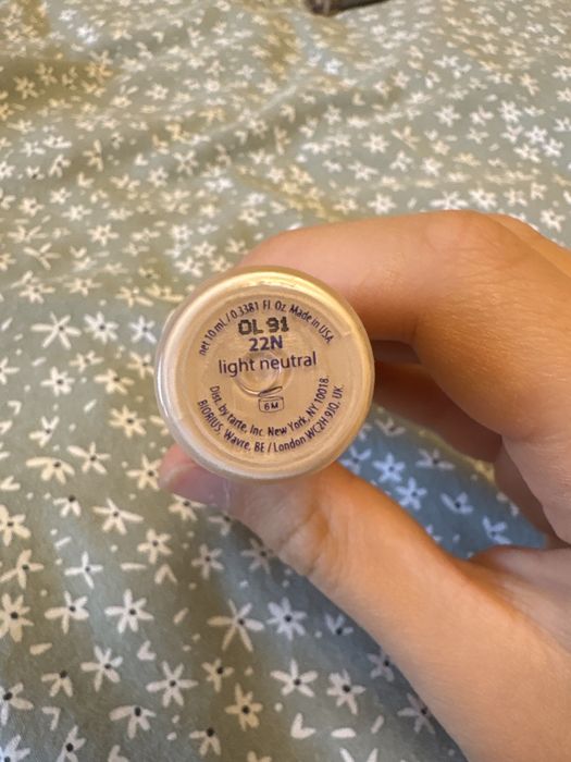 Concealer Tarte nuanța 22N
