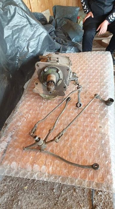 Варшава 323 за 4асти