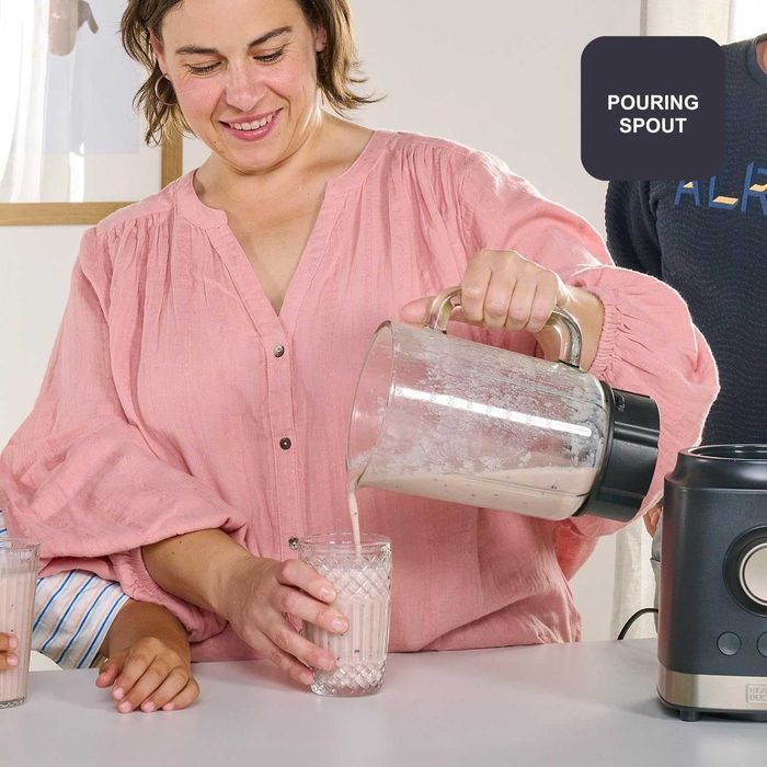 Мощен Блендер Black+Decker BXJB2000E, 2000W, 1.8л.