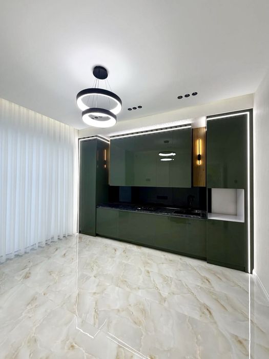 Продается два  Евро Дома Таунхаусы Алишер обод по сотки