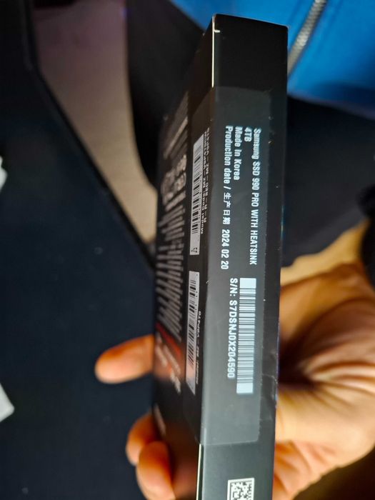 Vand SSD Samsung 990 PRO 4TB Heatsink M2 nou sigilat garantie Ro