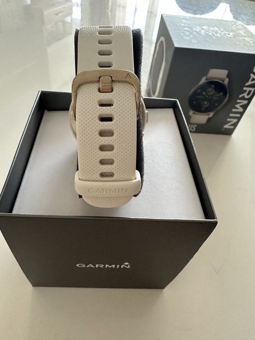 Garmin Venu 2 Plus, Ivory/Cream