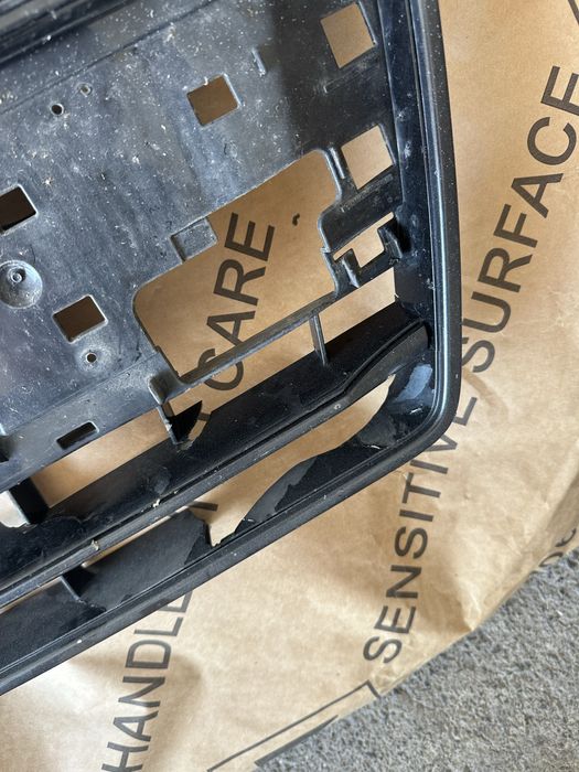 Audi A7 facelift S line предна решетка Оригинална