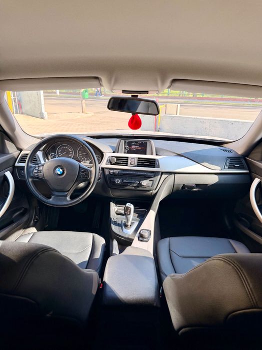 De vânzare BMW 320i GTT