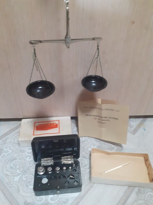 Продам медицинские весы