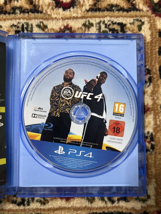 UFC 4 на PS4 продаю или обмен срочно!!!