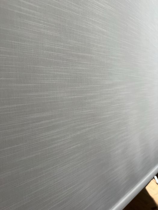 Ролерна щора за стена