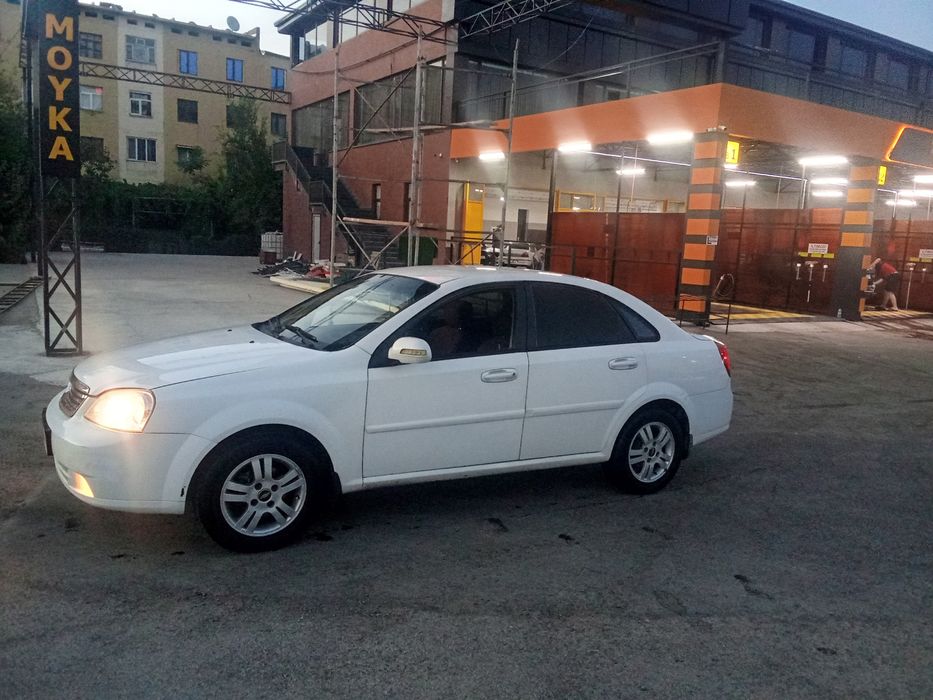 Laceti 1,6 2008 avtomat