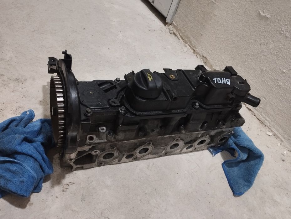 Цилиндрова глава Пежо/ Ситроен 1.6 bluehdi