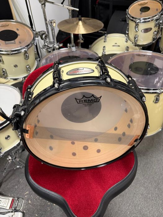 Toba mica pearl reference