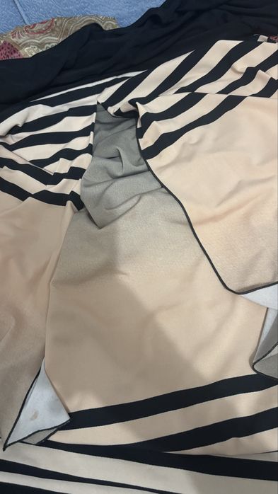 Продам женское платье