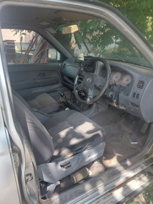 Nissan Navara 2.5