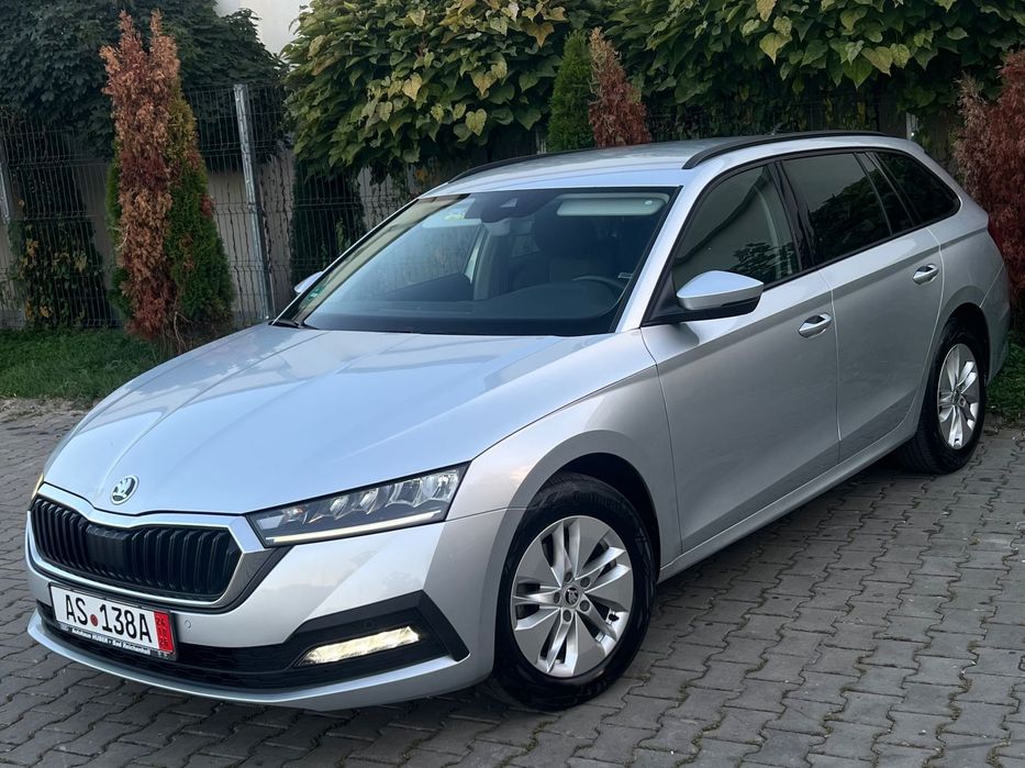 Skoda Octavia IV/An2023/2.0TDI/150CP/DSG/Digital Cockpit/Far Full Led/Apple CarPlay/
