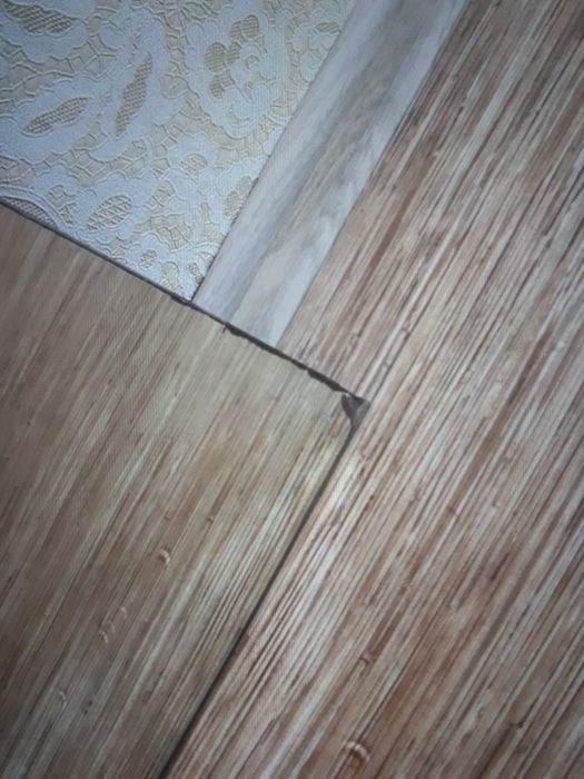 Продам зеркало 130×40