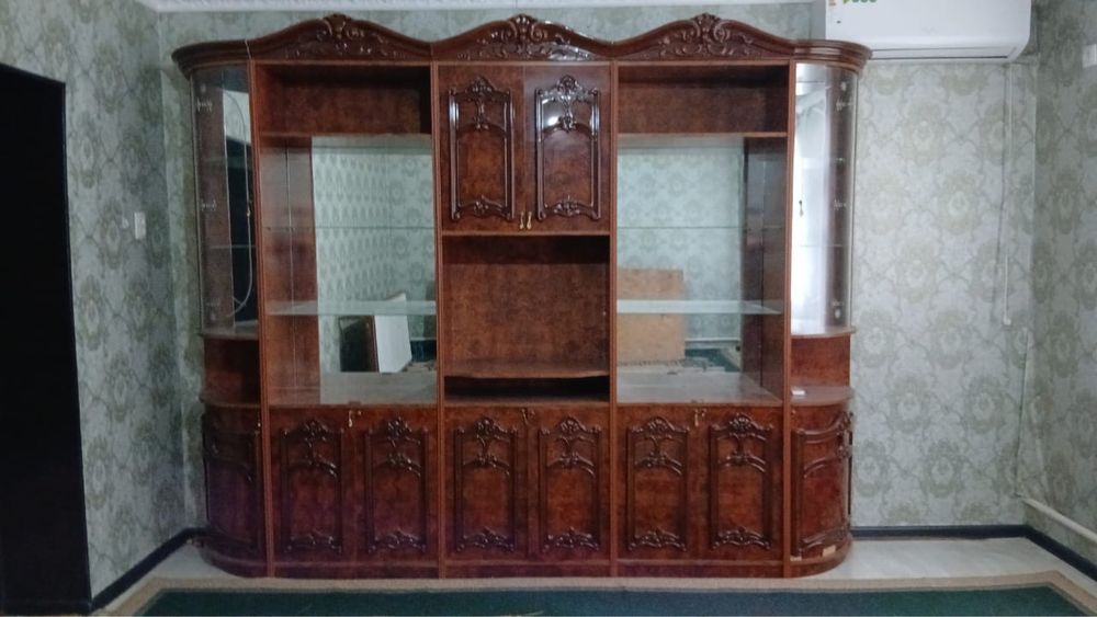 жағдаи жақсы тез арада сатамыз өзі бұзып алып кеттеді үйден