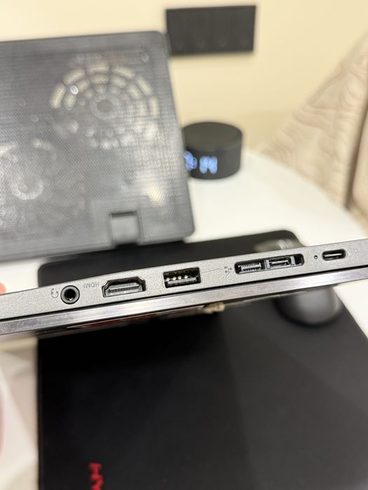 Lenovo ThinkPad X1 Yoga Gen5