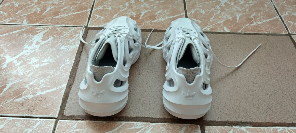 Маратонки Adidas