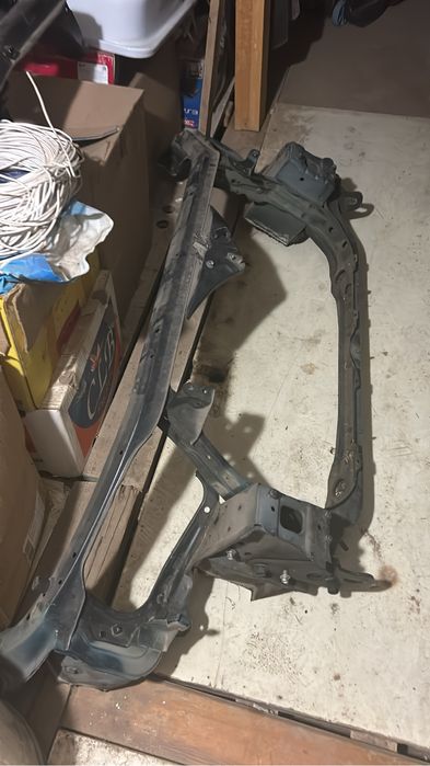 Рамка радиатора (телевизор) windom10