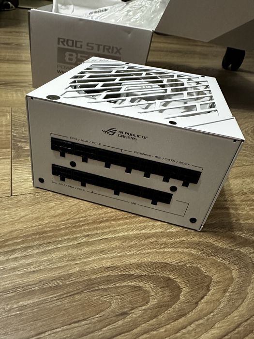 [Garantie] Sursa full modulara Asus ROG-STRIX-850W, 80 PLUS Gold