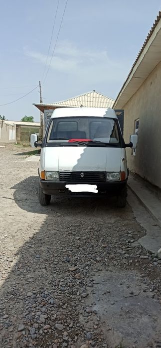 Gazel  sotiladi  2000  yil  ishga tayor