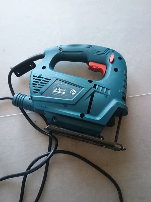 Fierăstrău pendular Bosch GST 700 Professional – stare foarte bună