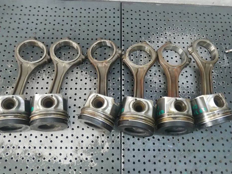 piston cu biela 3.0tdi cas  audi q7 4l
