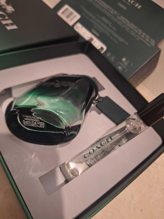 Vand set cadou parfum Coach New York Green