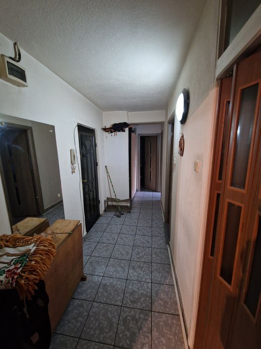 Apartament două camere Mihai Bravu