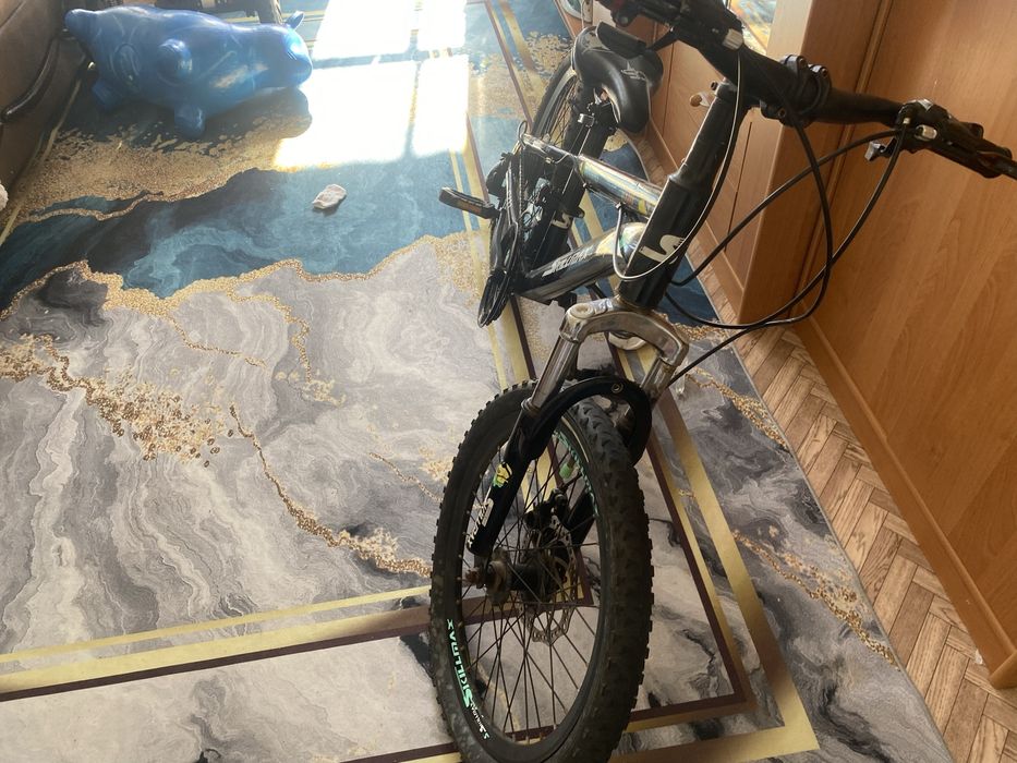 продам велик скоростной 20 колеса