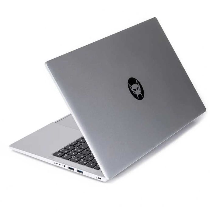 Чисто нов Beastcom лаптоп i5-13500H / 24GB RAM / 1TB SSD / Win 11 Pro