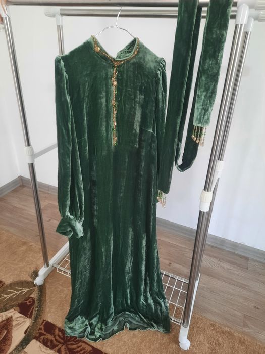 Платье (той көйлектер)