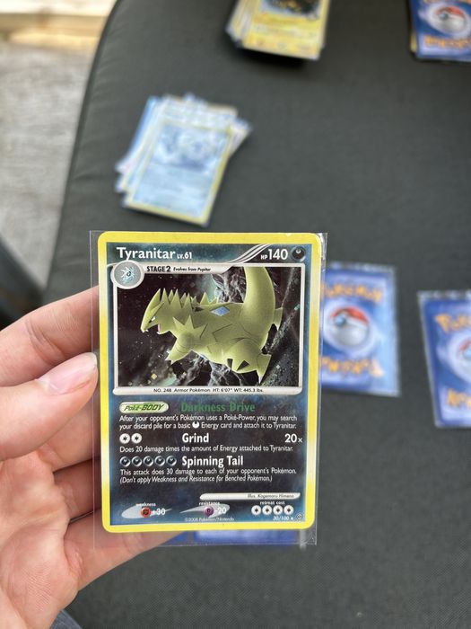 Pokemon карти оригинални