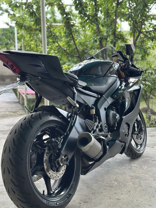 YAMAHA yzf r6  оригинал