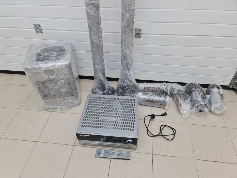 Vând statie audio Harman/Kardon 7.1 AVR645, nouă, cu sunet de înaltă c