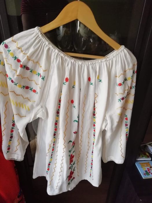 Ie tradițională