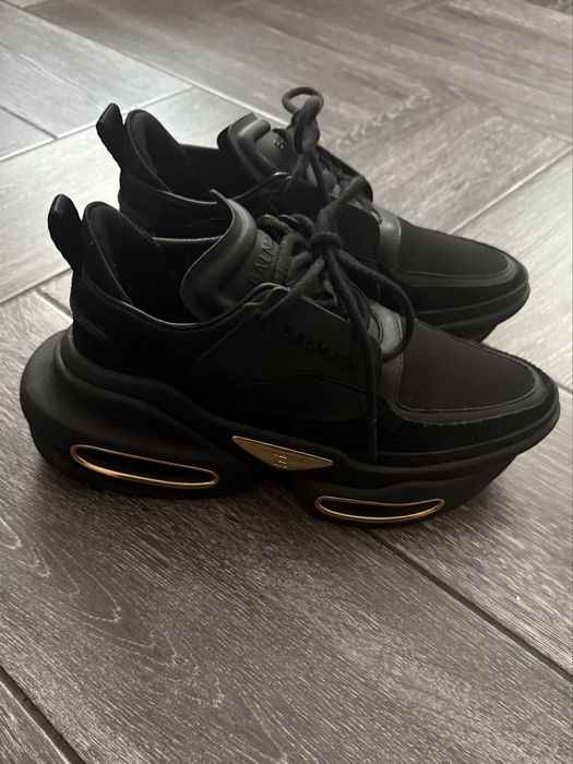 Balmain  stare foarte buna