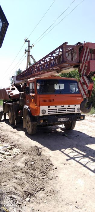 Avto qran sotiladi