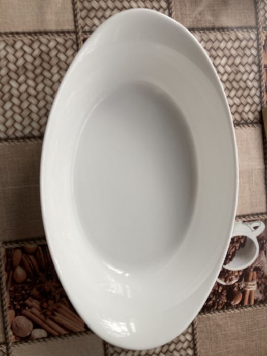 Тави от опалово стъкло