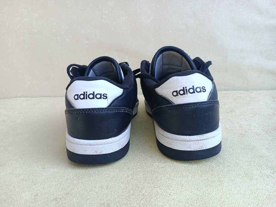 Adidas N38 кожени - 25 лв