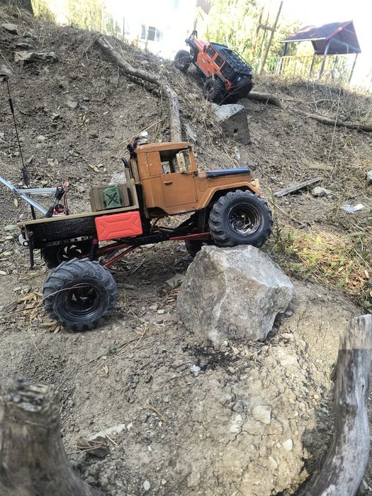 Rc crawler катерач