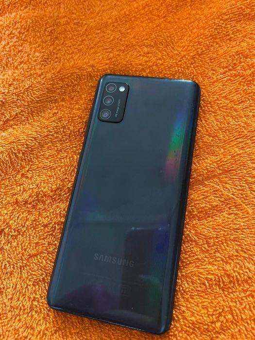 Самсунг А41 сатылады 30000ға