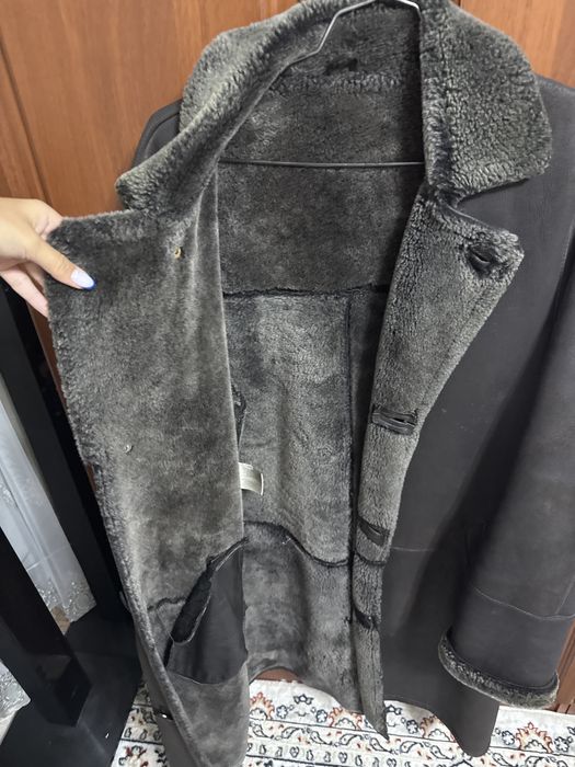 Коричневая дубленка