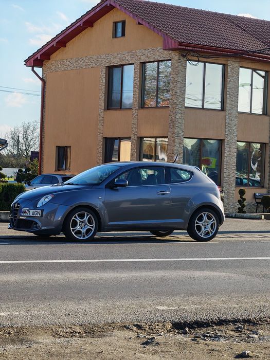 Vând Alfa Romeo Mito