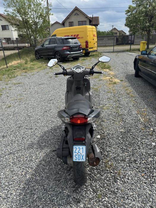 Peugeot speedfight 3