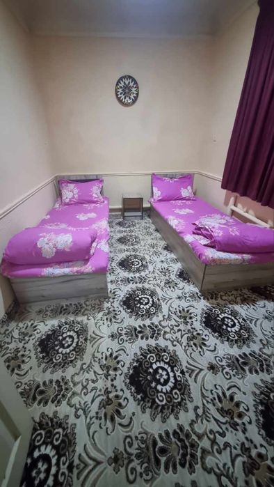 Hostel xizmati Toshkent markazida joylashgan xostelimizga etamiz