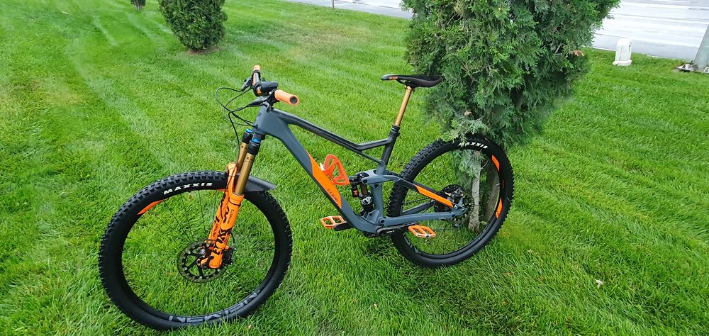 Cube Stereo 150 full kashima