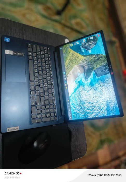 Lenovo ноутбук, новый